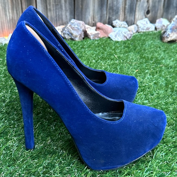 Quipid Blue Velvet Platform Heels - Picture 2 of 8